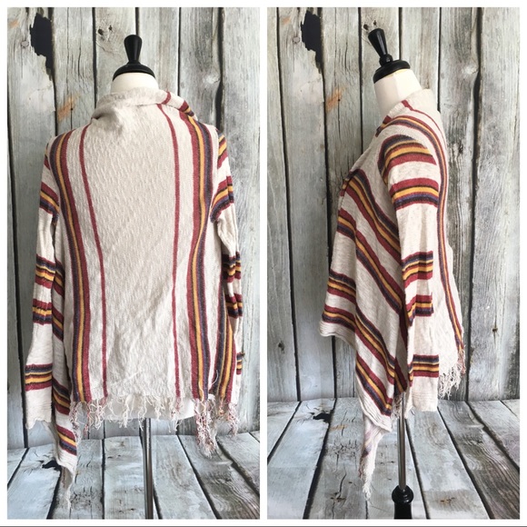 American Rag Fringe Hem Blanket Cardigan Sweater - Picture 3 of 4